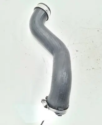 Audi A4 S4 B7 8E 8H Intercooler hose/pipe 8E0145737F