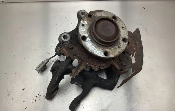 Citroen C5 Rear wheel hub