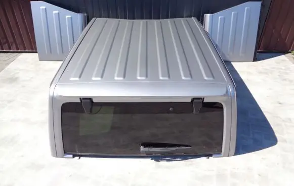 Jeep Wrangler Rear windscreen/windshield window 