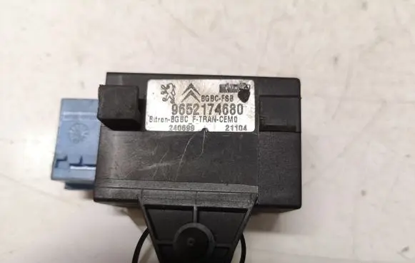 Peugeot 407 Other relay 9652174680