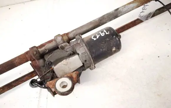 Iveco Daily 30.8 - 9 Wiper motor