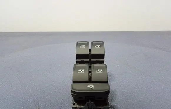 Skoda Octavia 985 Electric window control switch 5G0959857D