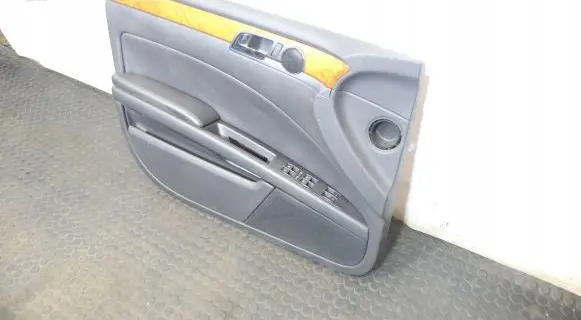 Volkswagen Phaeton Front door card panel trim