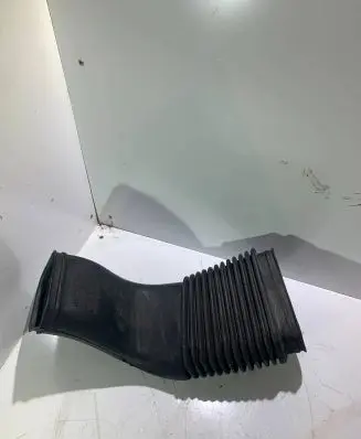 BMW X3 E83 Air intake duct part 13713401555