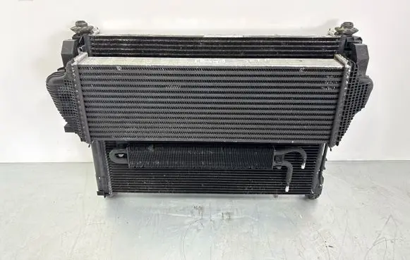 Jeep Grand Cherokee Radiator set 55038004AD