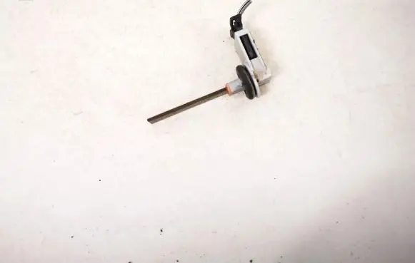 Volkswagen Touran I Interior temperature sensor 4b0820539