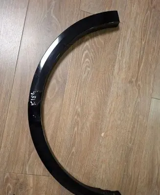 Ford Capri EV Rear fender molding trim R2KBR286D02B