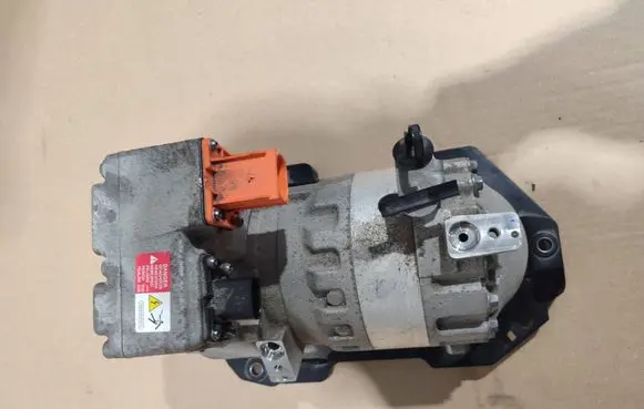 Volkswagen ID.7 Air conditioning (A/C) compressor (pump) 1EA820808H 1EA816551L 1EA816579B