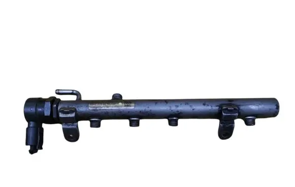 Mercedes-Benz CLS C219 Fuel main line pipe A6420700495 0281002494