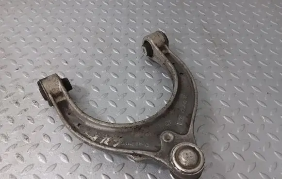 Front lower control arm/wishbone