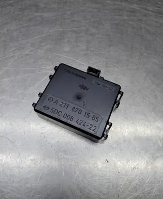 Mercedes-Benz E W211 Rain sensor A2118701585
