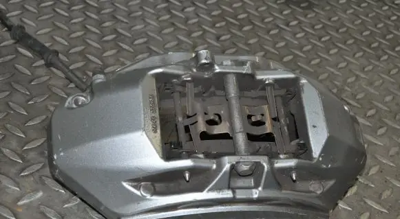 Mercedes-Benz S C217 Front brake caliper