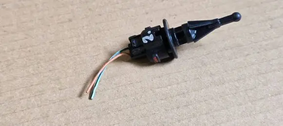 Suzuki Ignis Intake air temperature sensor 1365052G00