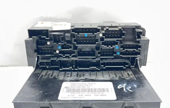 Mercedes-Benz C W203 Fuse box set 2035452901 5DK00848542
