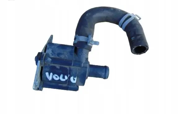Volvo S60 Water pump 31338211