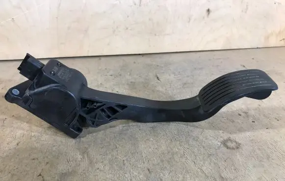 Citroen C4 Grand Picasso Accelerator throttle pedal 0280755044 9654725380
