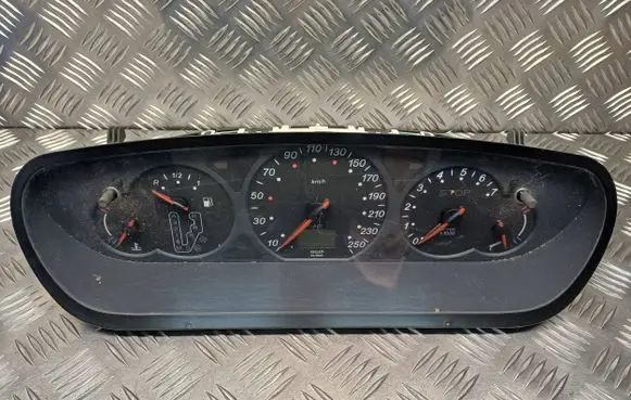 Citroen C5 Speedometer (instrument cluster) 9632895080