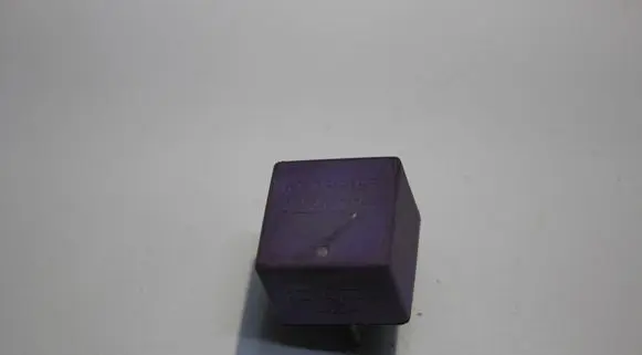Renault Laguna I Other relay 03525