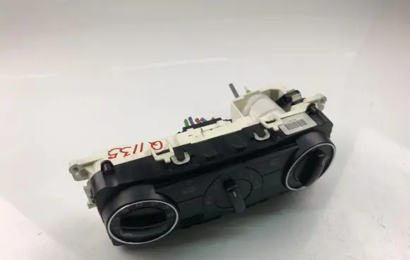 Mercedes-Benz A W169 Interior fan control switch 986914P