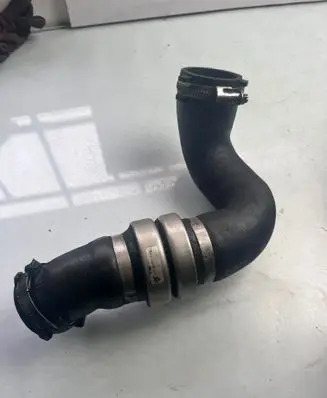 Audi A4 S4 B6 8E 8H Intercooler hose/pipe 8E0129953B