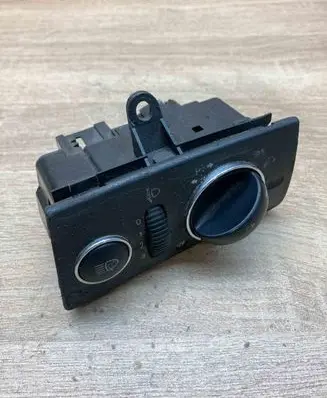 Mercedes-Benz E W211 Light switch 2115450504 04056087