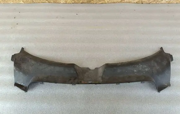 Radiator trim