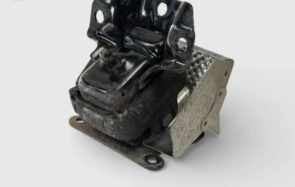 Chevrolet Tahoe Engine mount vacuum valve 15854941 15837373 15837375