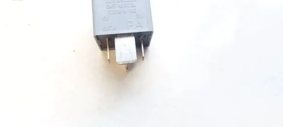 Land Rover Discovery 3 - LR3 Other relay 5m5t14b192ea v23136-j4-x62