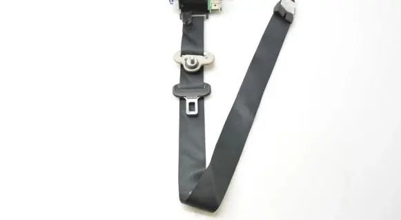 Mazda 6 Front seatbelt 1052234