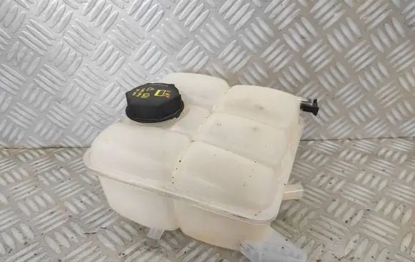 Coolant expansion tank/reservoir