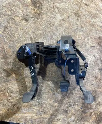 Renault Master III Pedal assembly 8200672369C 070108