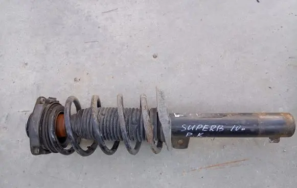 Skoda Superb B6 (3T) Front shock absorber/damper