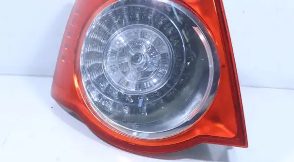 Volkswagen Jetta V Rear/tail lights 1K5945095G