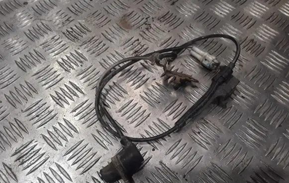 Toyota Corolla Verso AR10 ABS brake wheel speed sensor
