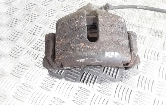 Volkswagen Touran I Front brake caliper