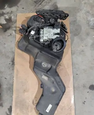 Volkswagen Sharan AdBlue liquid reservoir 7N0131877E 0444050039 1110705211945
