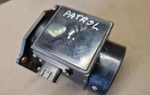 Nissan Patrol Y61 Mass air flow meter 226803IU00