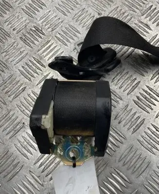 BMW 5 E39 Rear seatbelt 43594