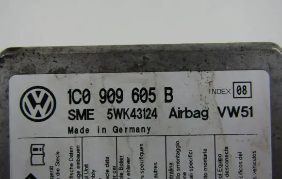 Volkswagen PASSAT B5.5 Airbag control unit/module 1C0909605B