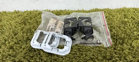 Opel Grandland X Bracket in trunk/boot yp00133180 yp00133280