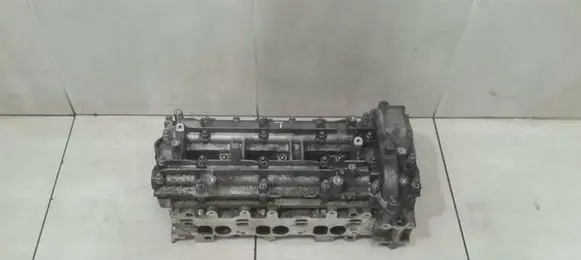 Mercedes-Benz S W221 Engine head A6420100321