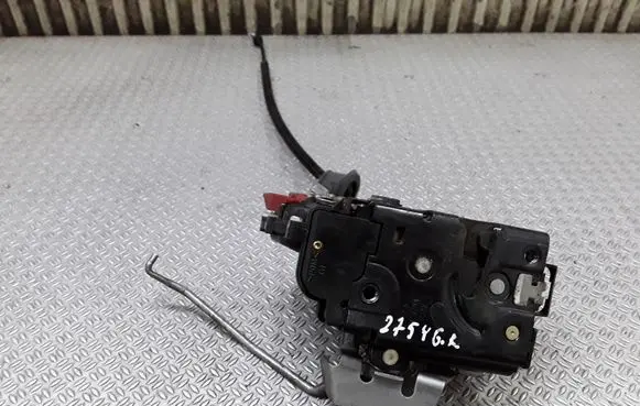 Audi A8 S8 D3 4E Rear door lock 4E0839015