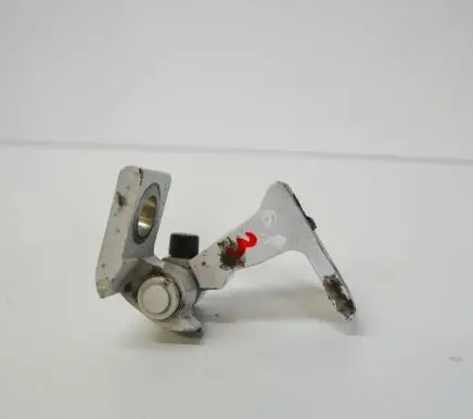 Volkswagen Jetta VII Front door upper hinge 8X0831404F