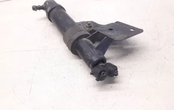 KIA Sorento Headlight washer spray nozzle 2503021248