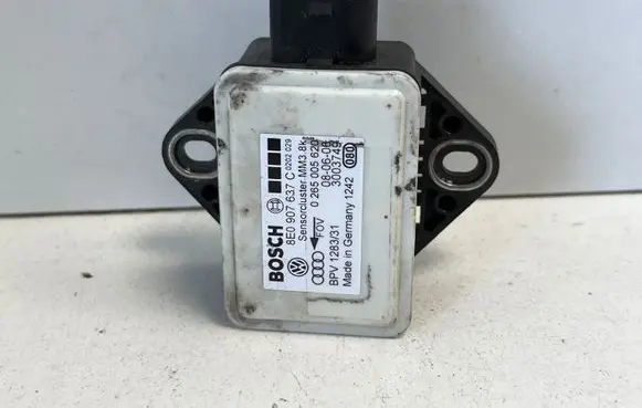 Audi A4 S4 B7 8E 8H ESP acceleration yaw rate sensor 8E0907637C 0265005620 3003749