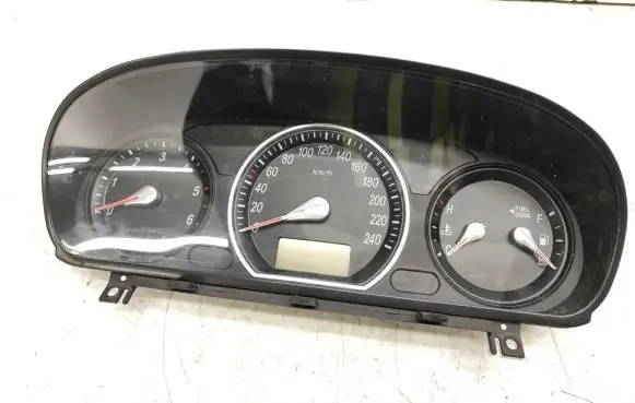 Hyundai Sonata Speedometer (instrument cluster) 940033K320