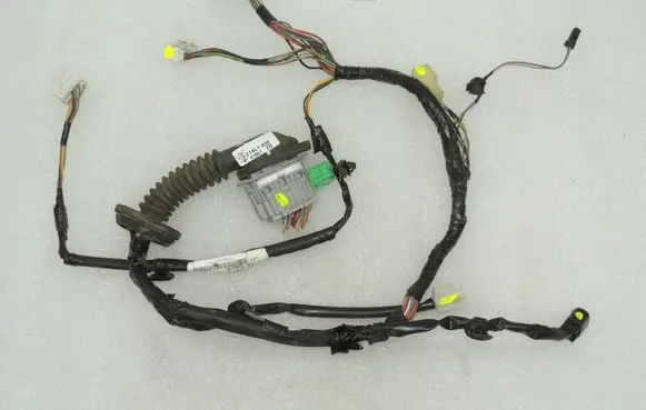 Suzuki SX4 Front door wiring loom 3675679JA1