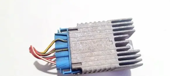 Coolant fan relay