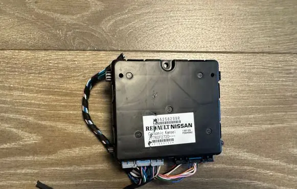 Renault Arkana Other devices 285258299R