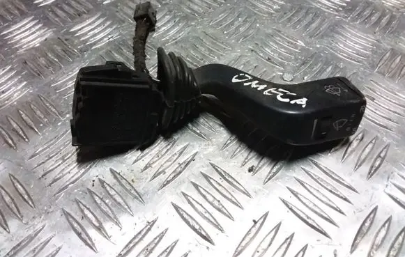 Opel Omega B1 Wiper control stalk 090494655501676